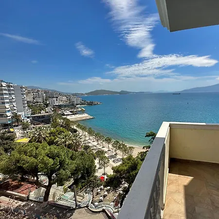 Monte Cristo Skypool Sarandë